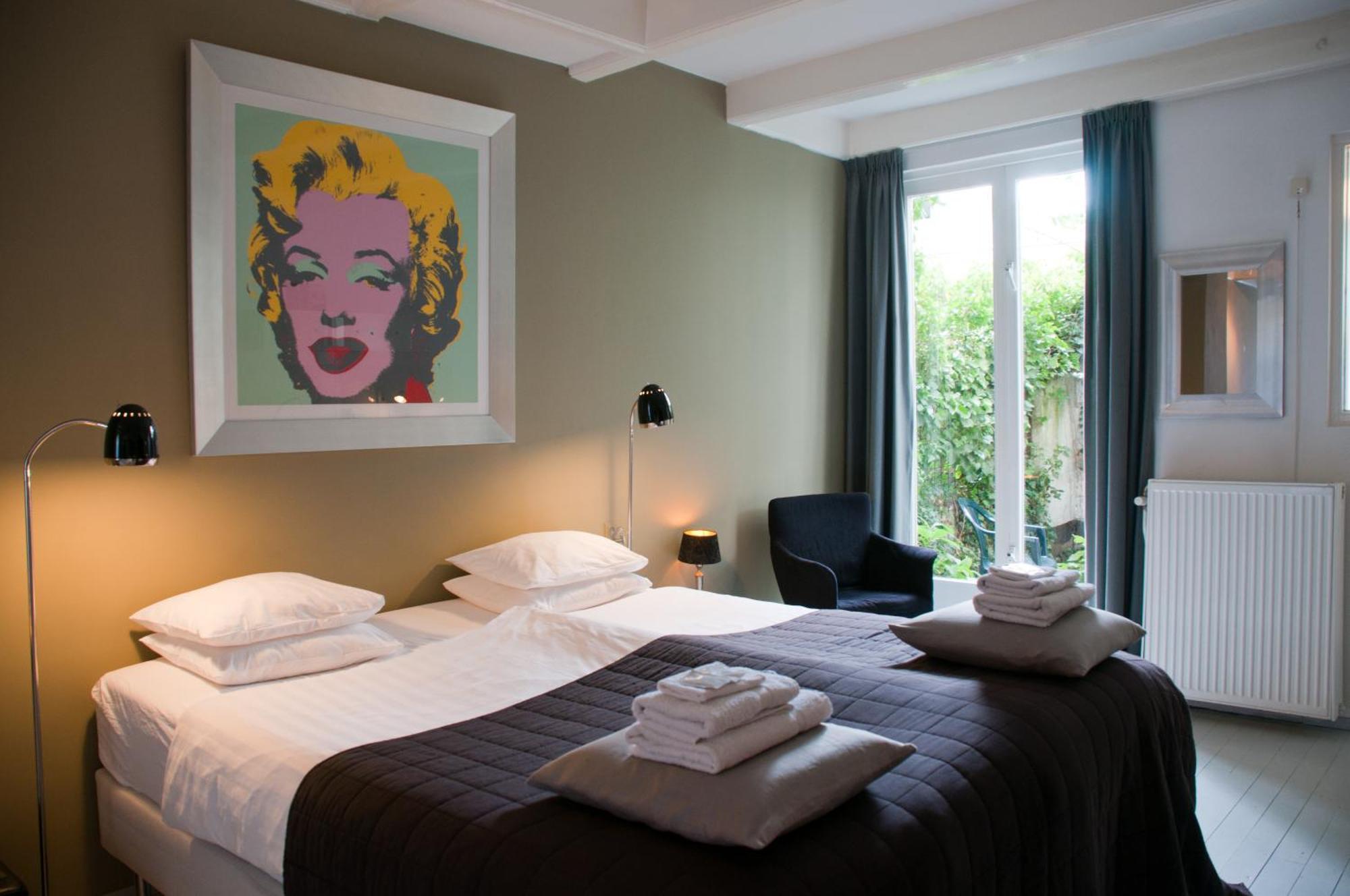Bed & Breakfast Westviolet Ámsterdam Exterior foto