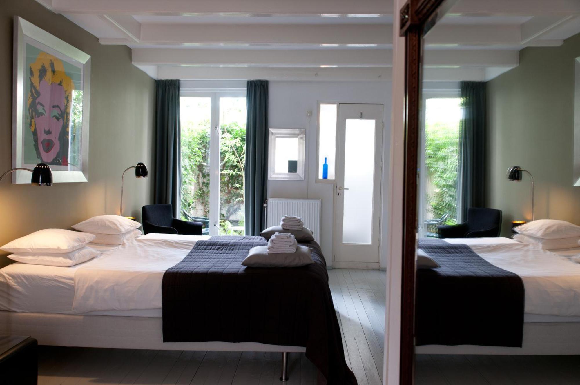 Bed & Breakfast Westviolet Ámsterdam Exterior foto